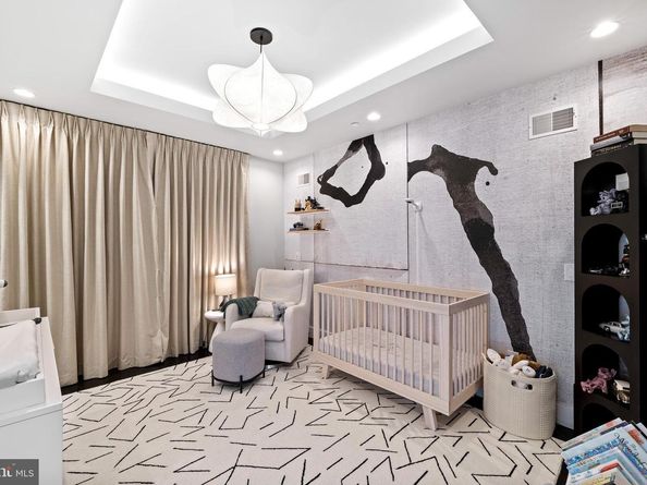 722 N 3rd Street, Philadelphia PA 19123