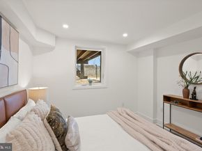 321 16TH Street NE, Washington DC 20002