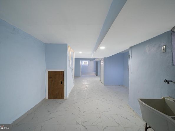 5650 N Lawrence Street, Philadelphia PA 19120