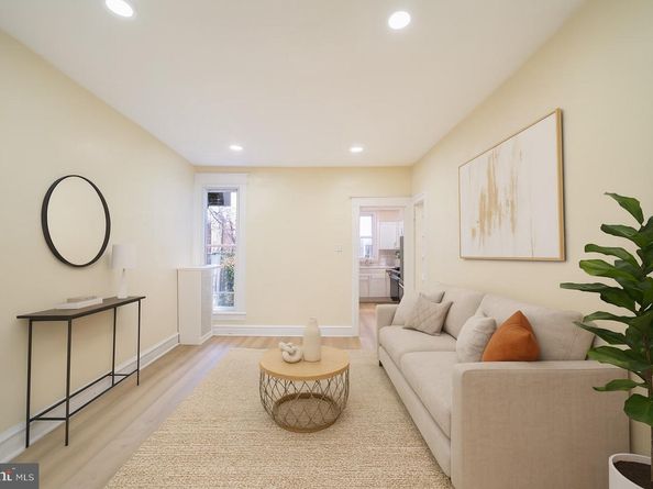 5650 N Lawrence Street, Philadelphia PA 19120