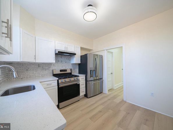 5650 N Lawrence Street, Philadelphia PA 19120