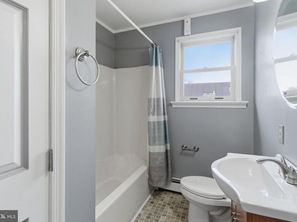 423 Harding, Feasterville Trevose PA 19053