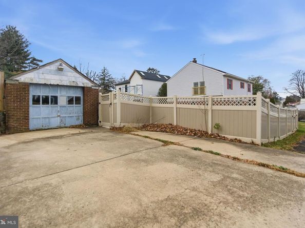 423 Harding, Feasterville Trevose PA 19053