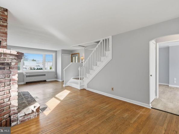 423 Harding, Feasterville Trevose PA 19053