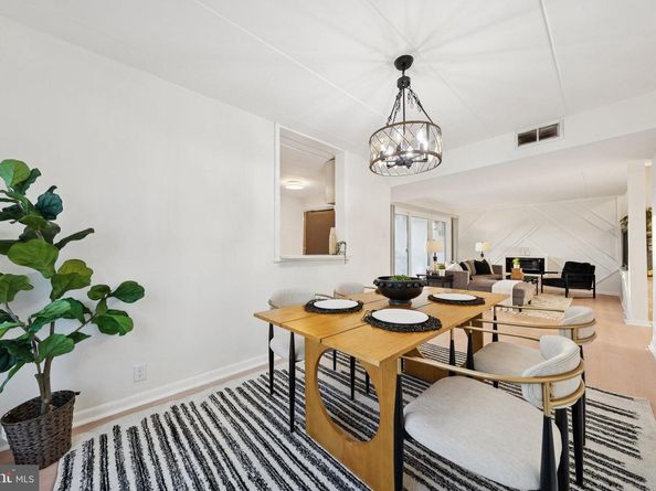 100 Roberts Lane 300, Alexandria VA 22314