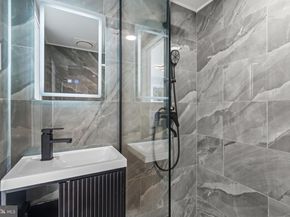 9319 Jackson Street, Philadelphia PA 19114