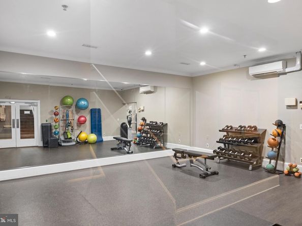 1570 Spring Gate Drive 7406, Mclean VA 22102