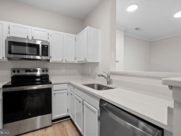 1570 Spring Gate Drive 7406, Mclean VA 22102