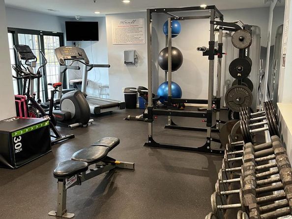 2 Leverington 24, Philadelphia PA 19127