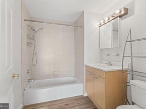 2 Leverington 24, Philadelphia PA 19127