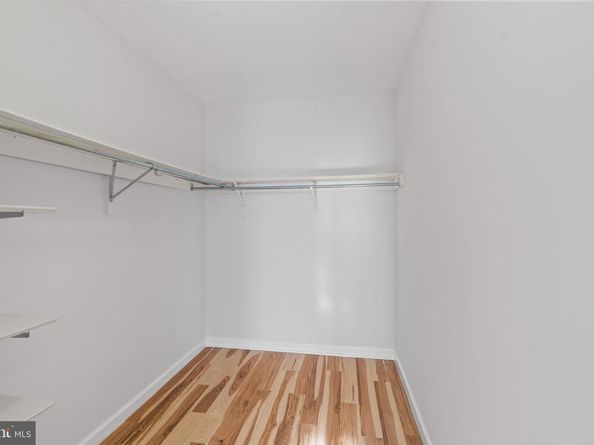 2 Leverington 24, Philadelphia PA 19127