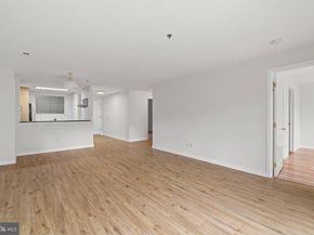 2 Leverington 24, Philadelphia PA 19127