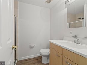 2 Leverington 24, Philadelphia PA 19127