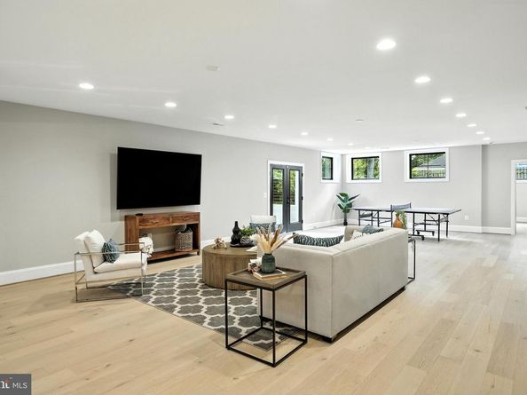 1321 Hunter Mill Road, Vienna VA 22182