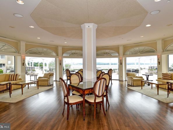 1250 S Washington Street 816, Alexandria VA 22314