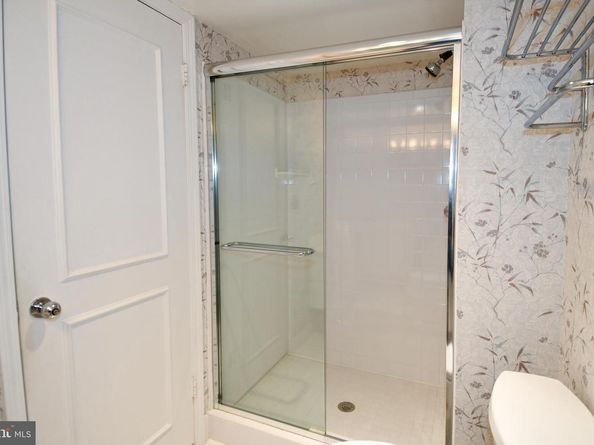 1250 S Washington Street 816, Alexandria VA 22314