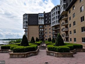 1250 S Washington Street 816, Alexandria VA 22314