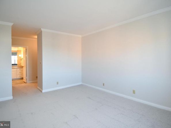 1250 S Washington Street 816, Alexandria VA 22314