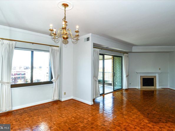 1250 S Washington Street 816, Alexandria VA 22314