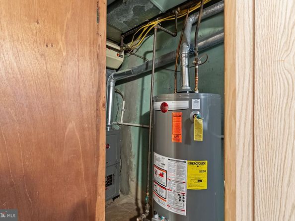 1108 Surrey Road, Philadelphia PA 19115