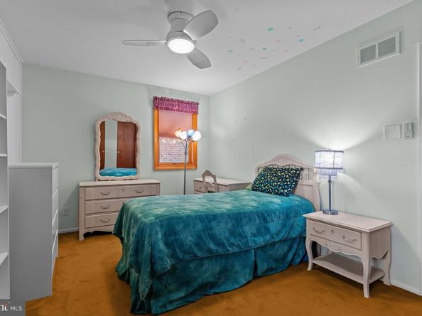 1108 Surrey Road, Philadelphia PA 19115