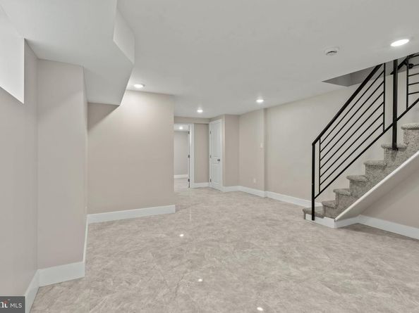 911 E Rittenhouse Street, Philadelphia PA 19138