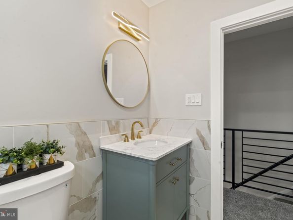 911 E Rittenhouse Street, Philadelphia PA 19138