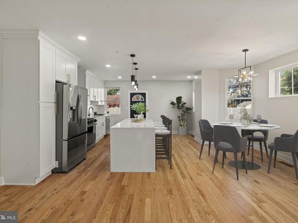 911 E Rittenhouse Street, Philadelphia PA 19138