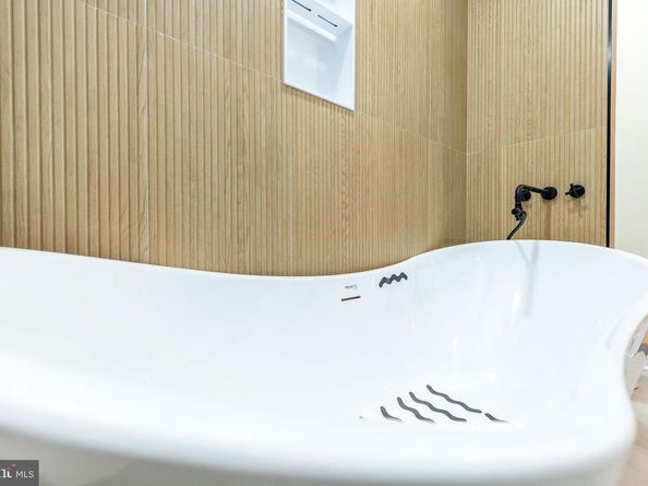 2057 Watkins Street, Philadelphia PA 19145