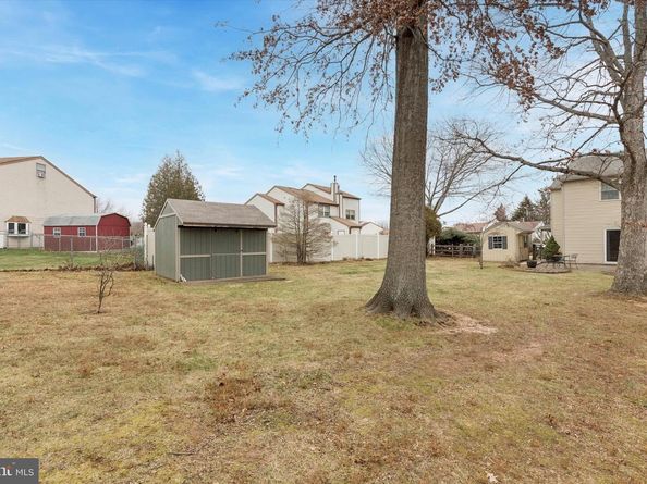 631 Whittier Drive, Warminster PA 18974