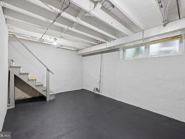 71 S Brighton Avenue, Upper Darby PA 19082