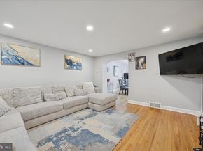 71 S Brighton Avenue, Upper Darby PA 19082