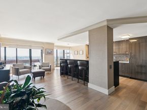 1326 Spruce Street 30023004, Philadelphia PA 19107