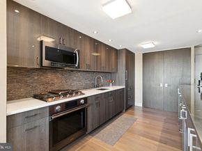 1326 Spruce Street 30023004, Philadelphia PA 19107