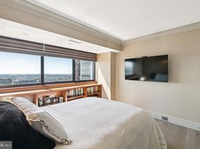 1326 Spruce Street 30023004, Philadelphia PA 19107