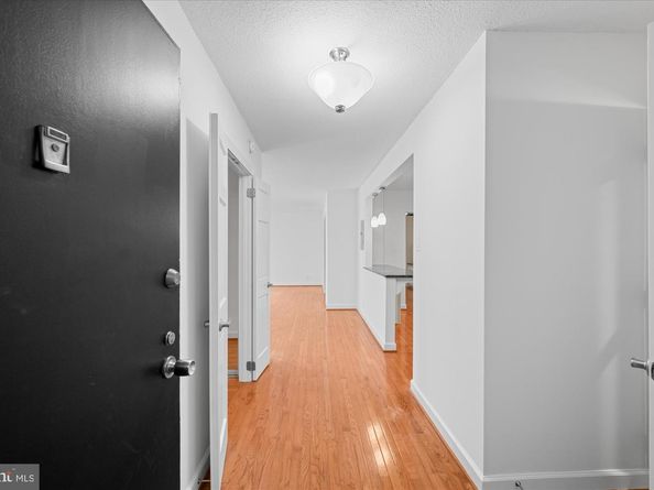 5500 Friendship Boulevard 2114N, Chevy Chase MD 20815