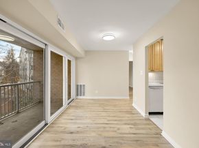 2911 Charing Cross Road 16, Falls Church VA 22042