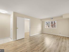 2911 Charing Cross Road 16, Falls Church VA 22042