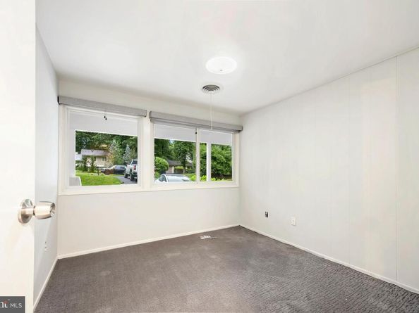 7614 Hamilton Spring Road, Bethesda MD 20817