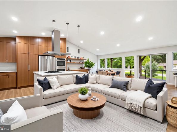 7614 Hamilton Spring Road, Bethesda MD 20817