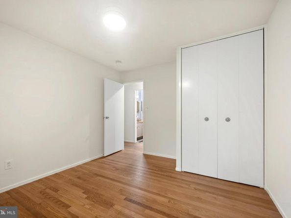 7614 Hamilton Spring Road, Bethesda MD 20817