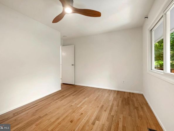 7614 Hamilton Spring Road, Bethesda MD 20817