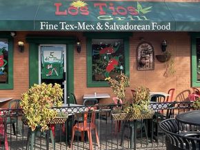 565 E Nelson Avenue, Alexandria VA 22301