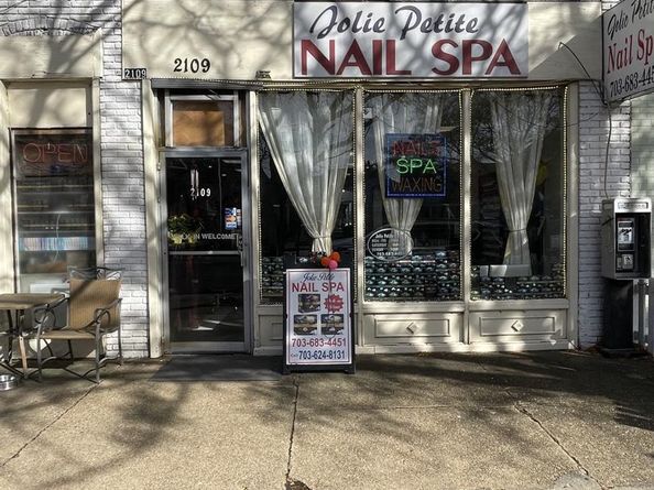 565 E Nelson Avenue, Alexandria VA 22301