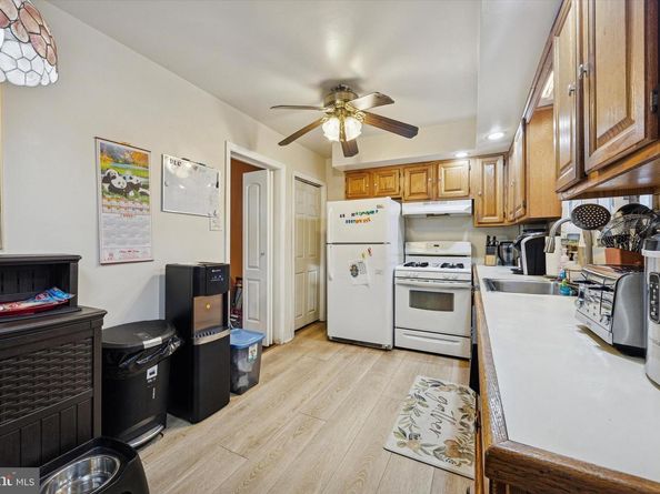 78 W Marshall Road, Lansdowne PA 19050