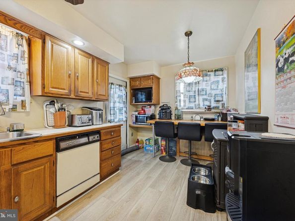 78 W Marshall Road, Lansdowne PA 19050