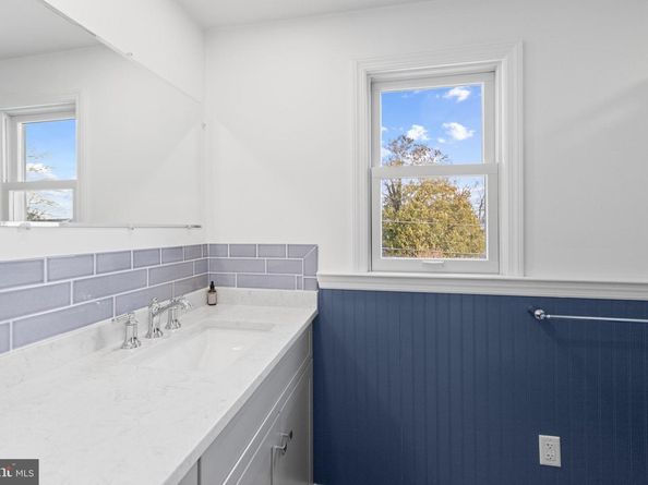 603 Orchard Way, Hatboro PA 19040