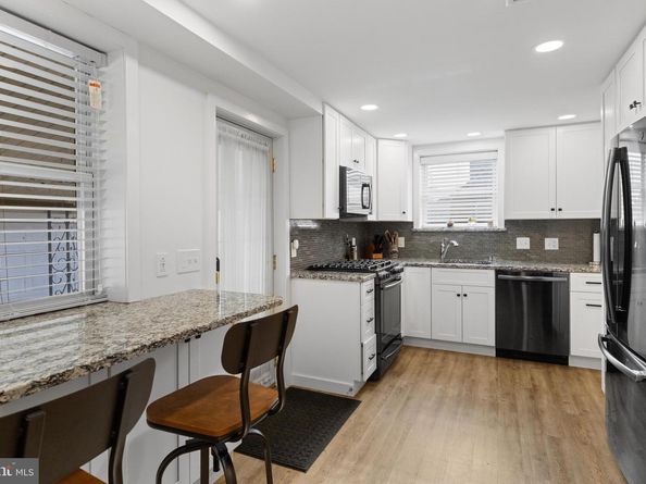 603 Orchard Way, Hatboro PA 19040