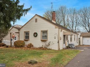 9208 Exeter Road, Philadelphia PA 19114