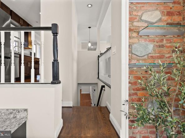 4211 Downing Street, Annandale VA 22003